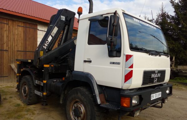 MAN 10.224 4X4 HIAB 140